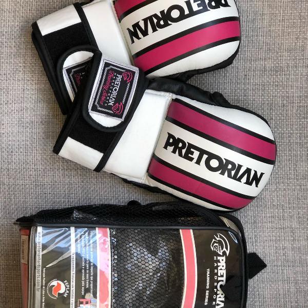 luvas de muay thai pretorian rosa