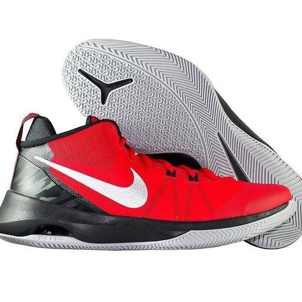 tênis nike air versitile - basquete nº 37
