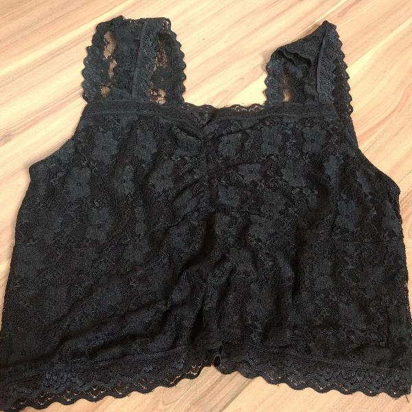 top rendado preto