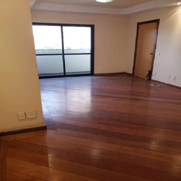 Apartamento com 3 Quartos à Venda, 120 m² por R$ 475.000