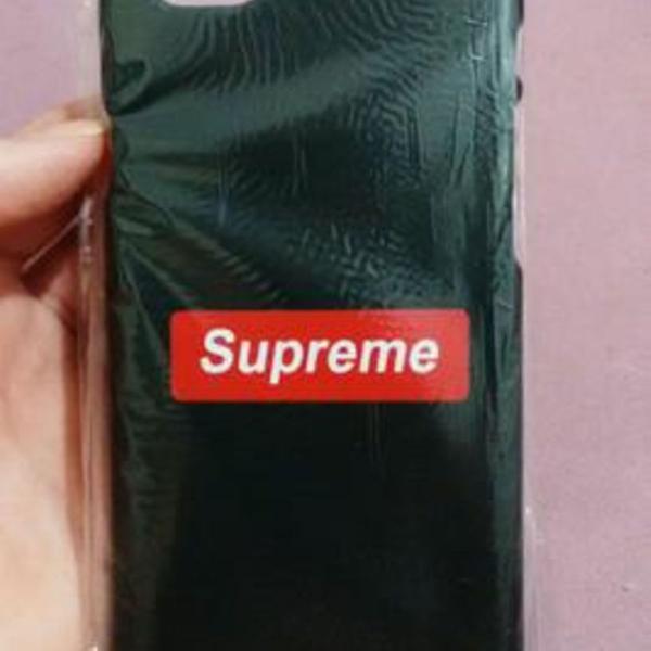 Capa para iPhone 6s Plus Supreme logo