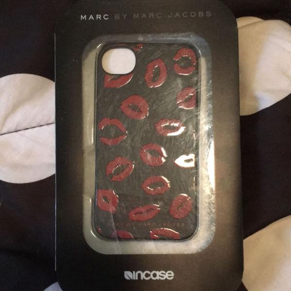 Capinha IPhone 4s - Marc Jacobs - Na Caixa - Original