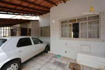 Casa com 3 quartos à venda no bairro Guará I, 90m²