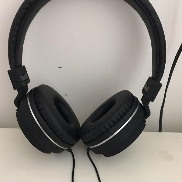 fone de ouvido over-ear stereo