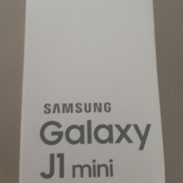 smartphone samsung galaxy j1 mini *4g*