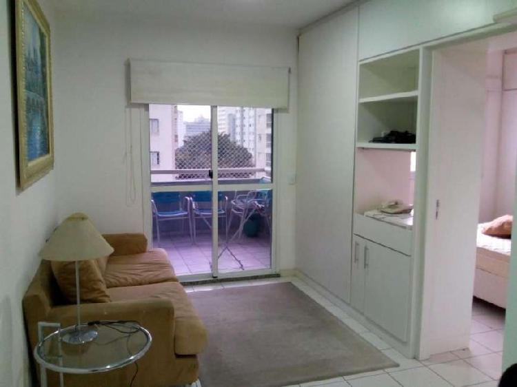 Apartamento com 1 Quarto para Alugar, 40 m² por R$