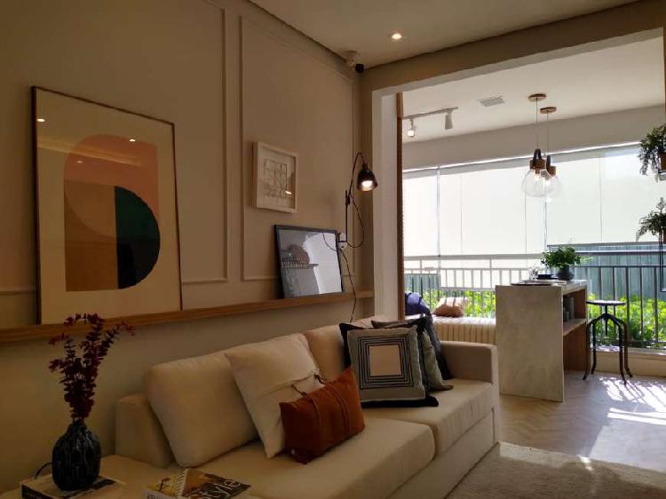 Apartamento com 2 Quartos à Venda, 67 m² por R$ 395.500