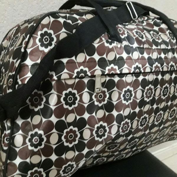 Bolsa Grande de Viagem em Cetim Floral