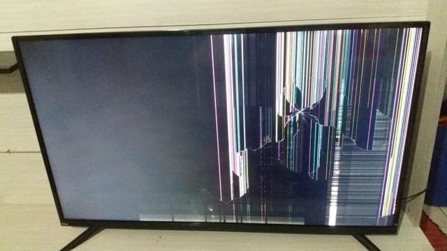 Tv smart tela quebrada