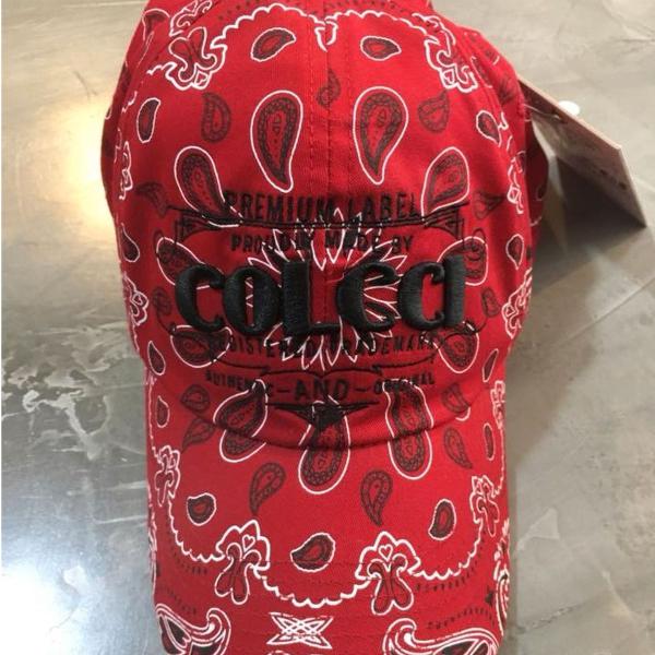 bone colcci estampa lenço