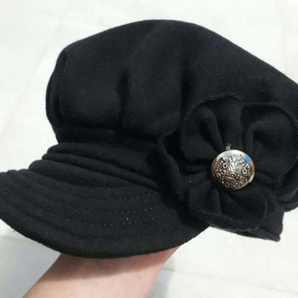 chapéu boina preta