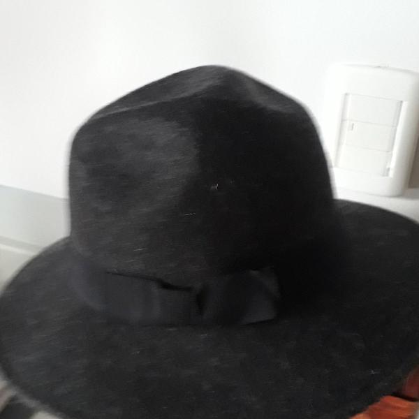 chapéu feminino cinza