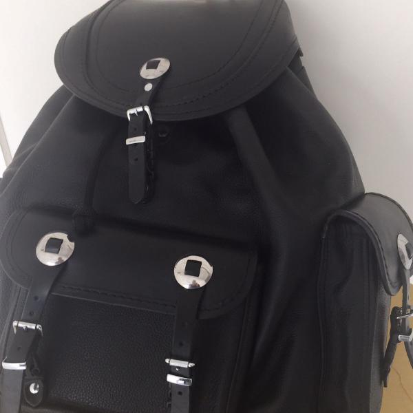 mochila de couro viagem de moto ou mochileiro