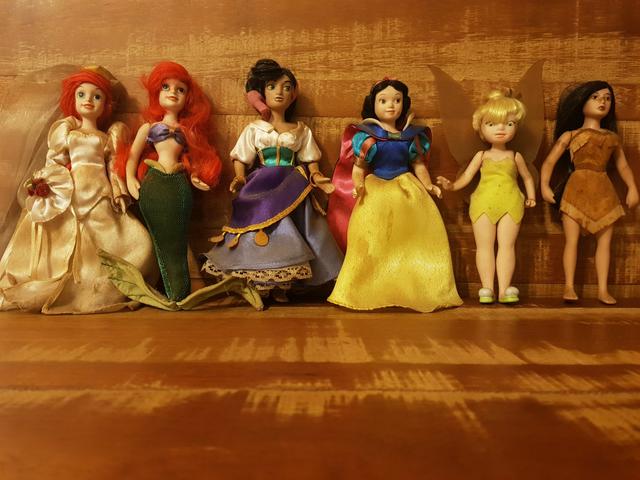 15 Bonecas de porcelana da Disney