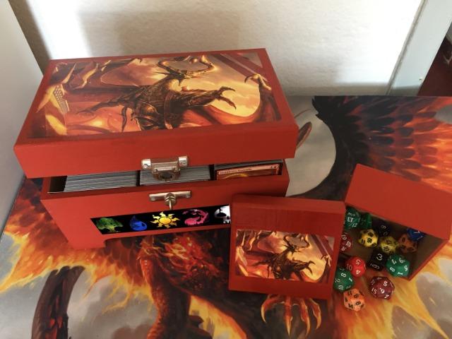 Deck box + porta dados magic the gathering (mtg) em mdf