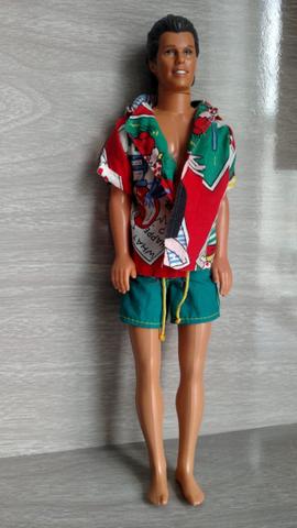 Ken Barbie anos 90 praia