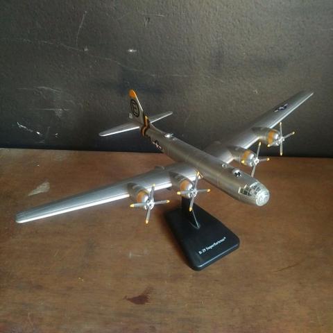 Miniaturas de aviões