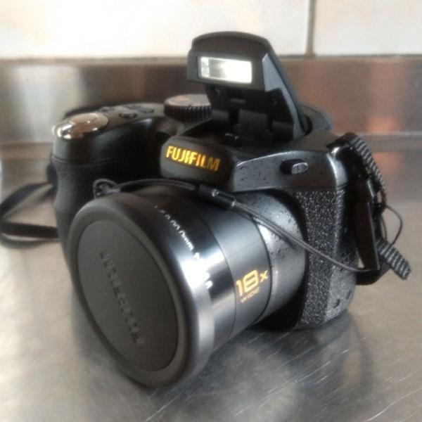 Câmera Fujifilm Finepix