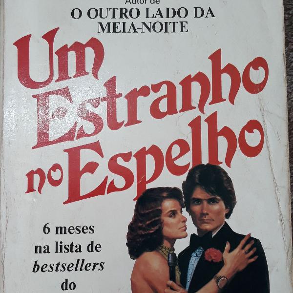 Livro - Um estranho no espelho (Sidney Sheldon)