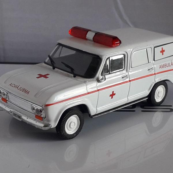 Miniatura Chevrolet Veraneio Ambulância