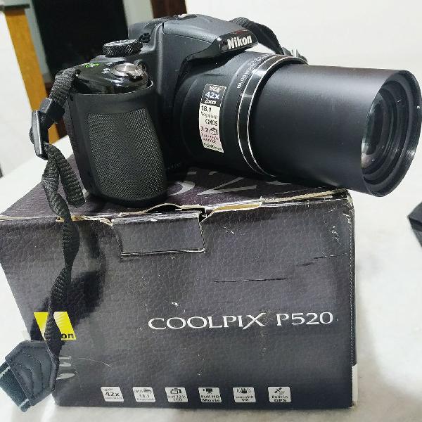 Nikon coolpix P520