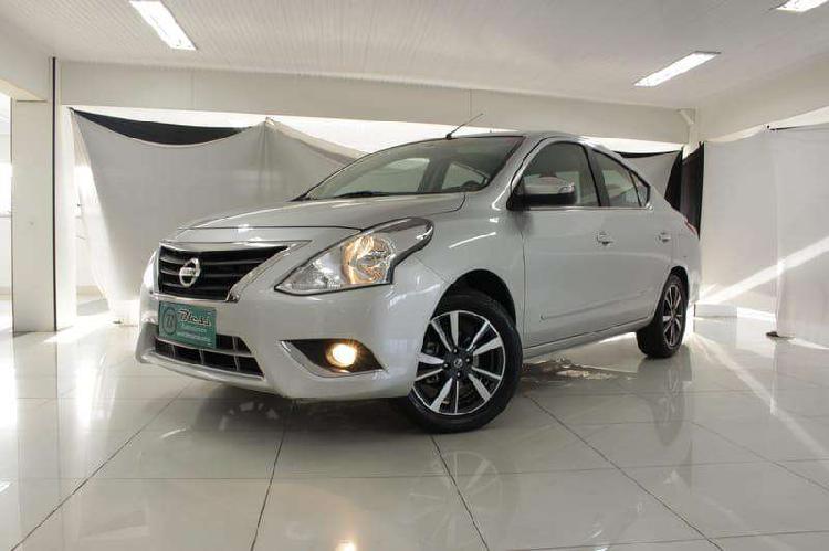 Nissan Versa Unique 1.6 16v Flexstart 4p Aut.