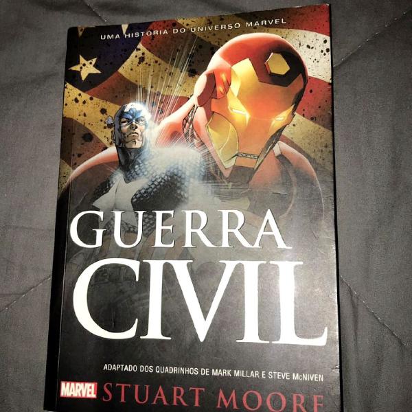 livro marvel guerra civil com marcador de página