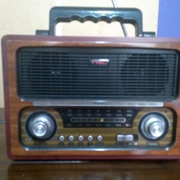 rádio vintage com usb