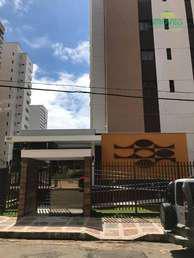 Apartamento com 3 quartos para alugar no bairro Meireles,