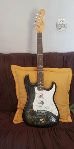 Guitarra CONDOR, semi nova.