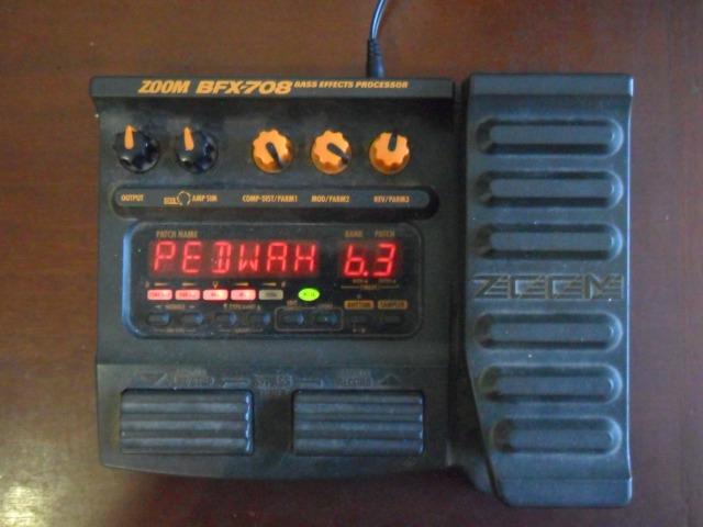 Pedaleira Zoom Bfx-708 Para Contrabaixo