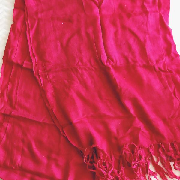 echarpe e cachecol vermelho