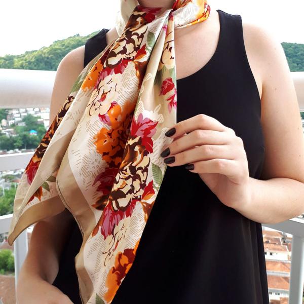 lenço seda floral