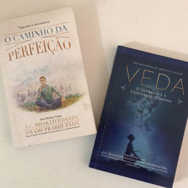 2 livros yoga