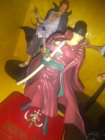 Boneco Zoro One Piece importado