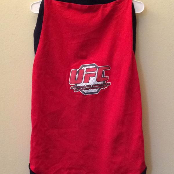 Camiseta UFC