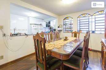 Casa com 7 quartos para alugar no bairro Itapoã, 179m²