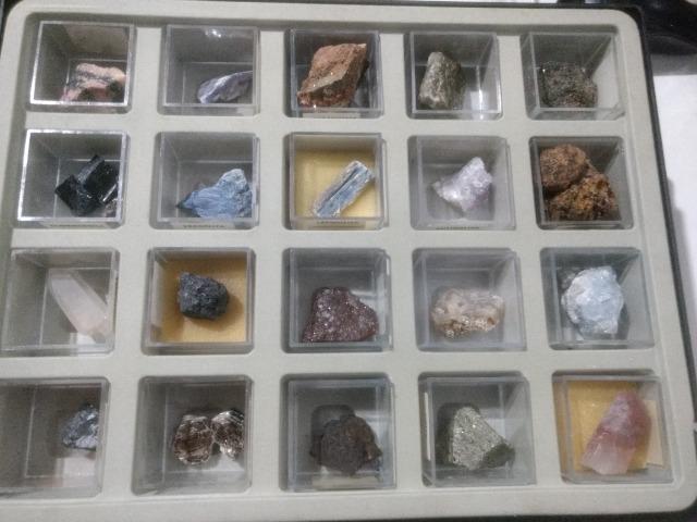 Coleção de Pedras, Gemas e Minerais