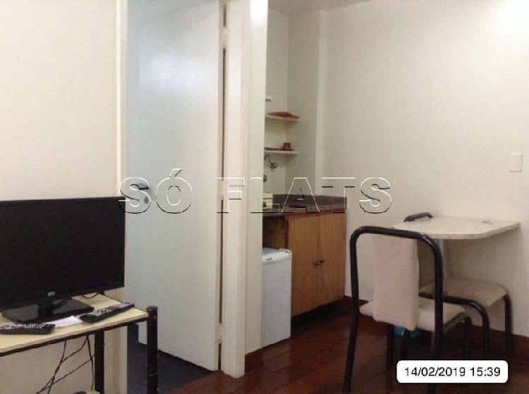 Flat com 1 Quarto para Alugar, 35 m² por R$ 1.600/Mês COD.