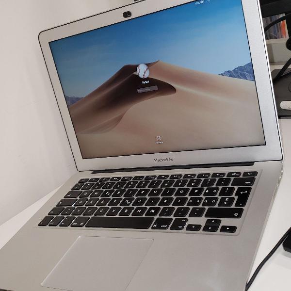 MacBook Air i5 mid 12 MUITO CONSERVADO - tela: 13,3