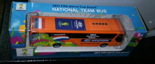 Miniatura de um Ônibus Usado na Copa do Mundo