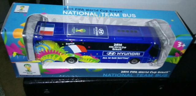 Miniatura de um Ônibus Usado na Copa do Mundo