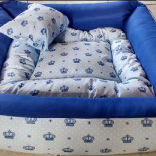 cama quadrada para pet coroa azul
