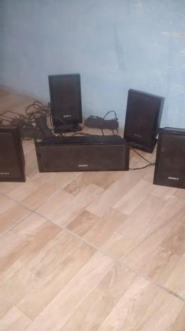 Caixa de home theater