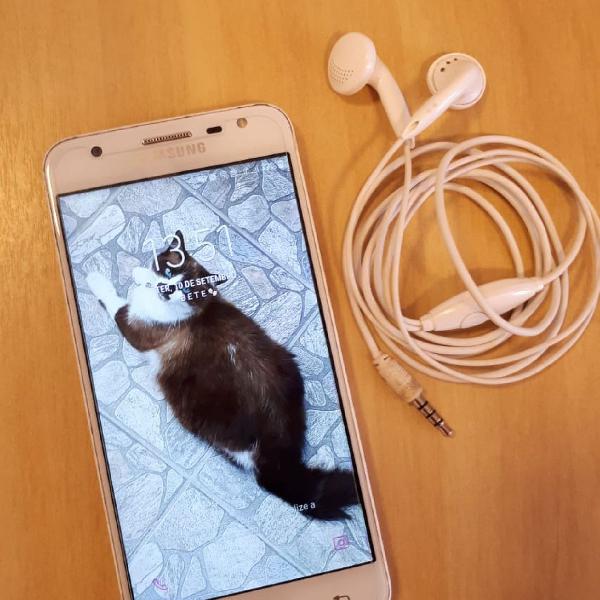 Celular Bem Conservado