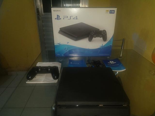 Ps4 slim super conservado