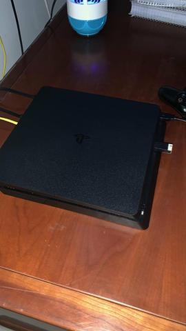 Ps4 usado (1 mês de uso) doação
