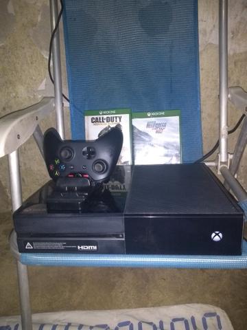 V/T Xbox One (URGENTE) 1 Controle e 2 Jogos