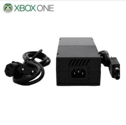 Vendo fonte de Xbox one Semi nova