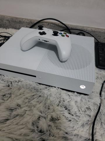 XBox Onde S 1TB + Jogos